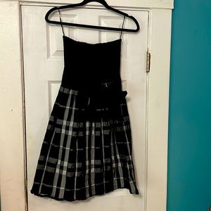 Black plaid strapless party dress